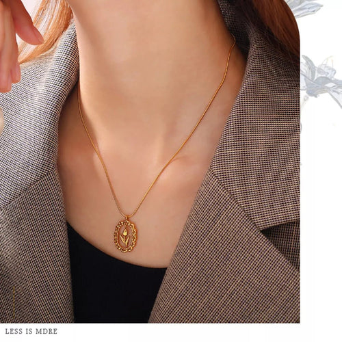 Crowned Energy CO. Gold A / One Size Trendsi Jewelry 18K Gold-Plated Stainless Steel Flower Pendant Necklace