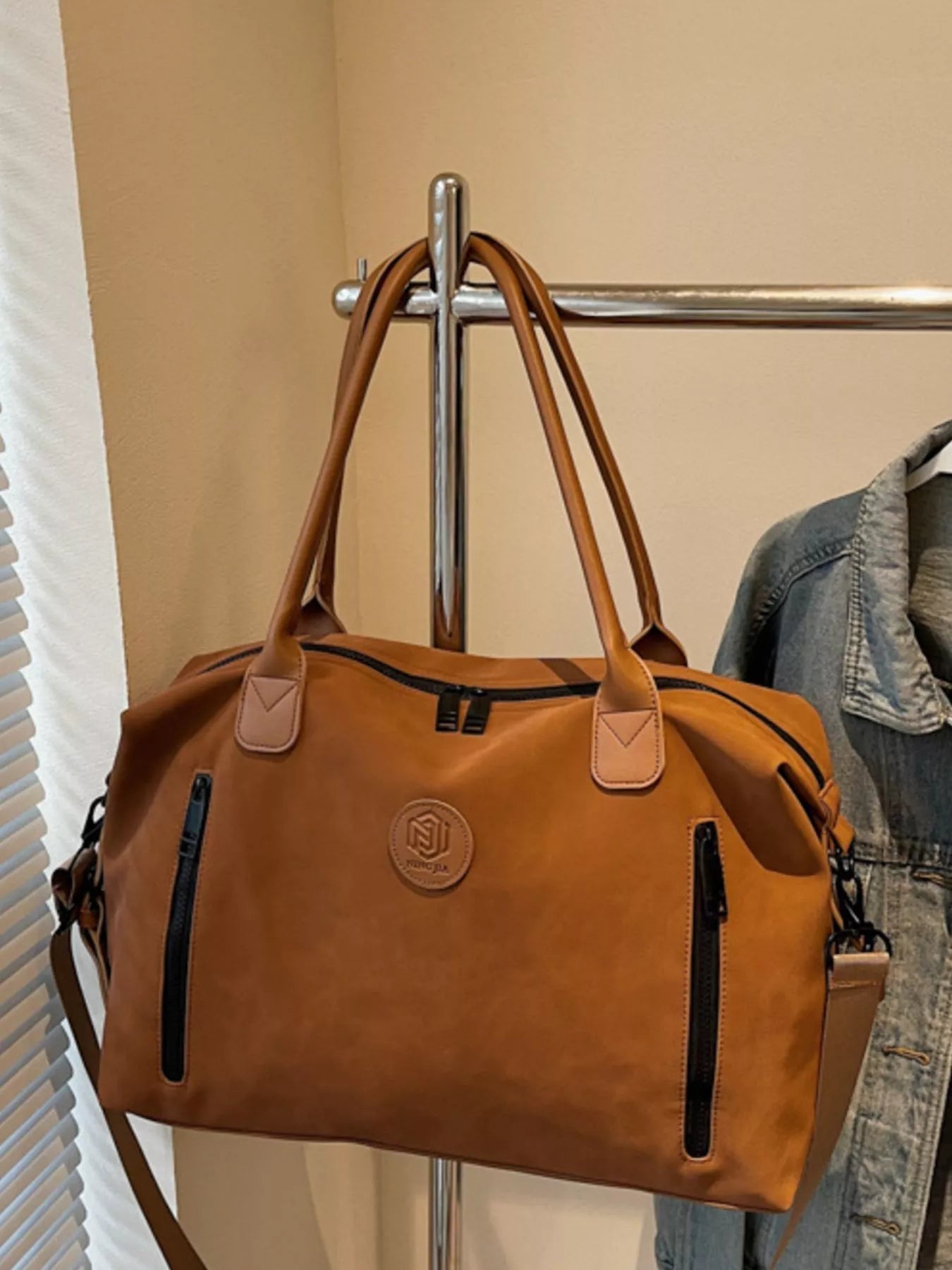 Adjustable Shoulder Strap Travel Duffel Bag - Crowned Energy CO.