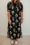 Black Floral Print Frilled Collar Short Puff Sleeve Plus Size Maxi Dress - Crowned Energy CO.