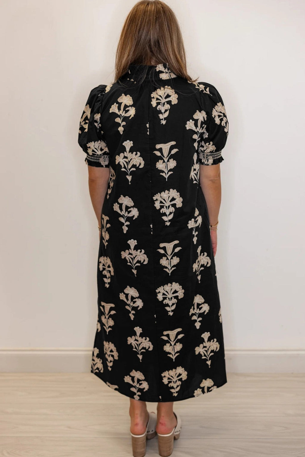 Black Floral Print Frilled Collar Short Puff Sleeve Plus Size Maxi Dress - Crowned Energy CO.