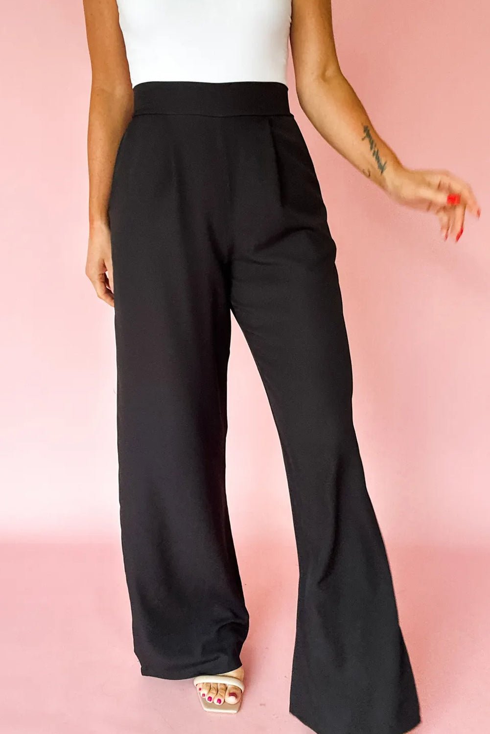 Black Pleated Detail Pull On High Elastic Waist Loose Straight Pants - Crowned Energy CO.