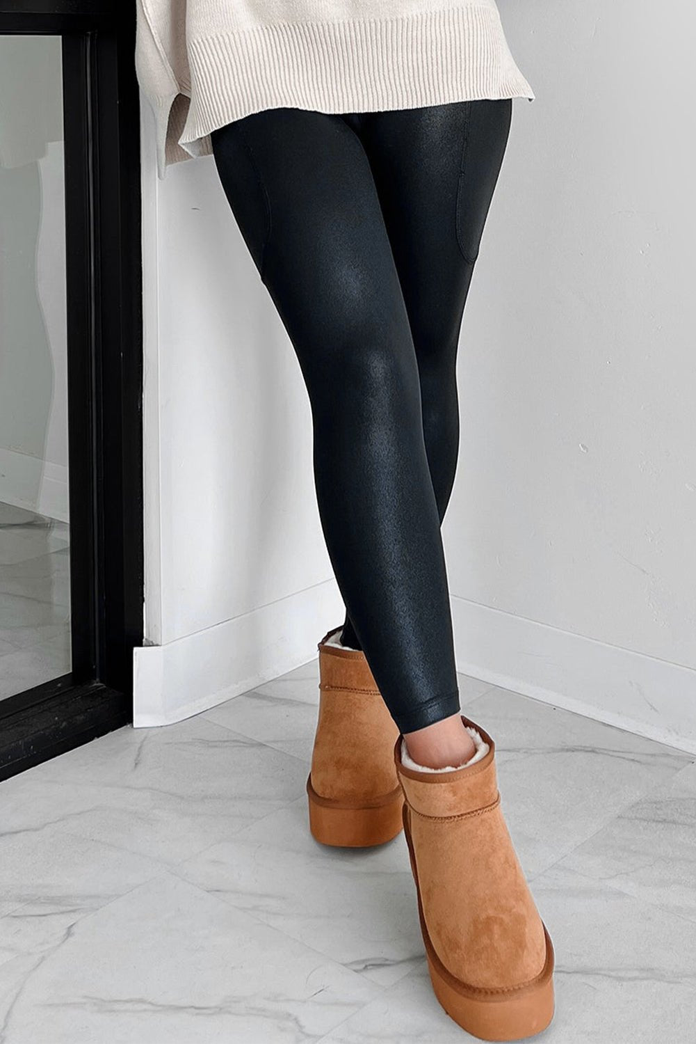 Black V Crossover High Waist Pocketed Leggings - Crowned Energy CO.
