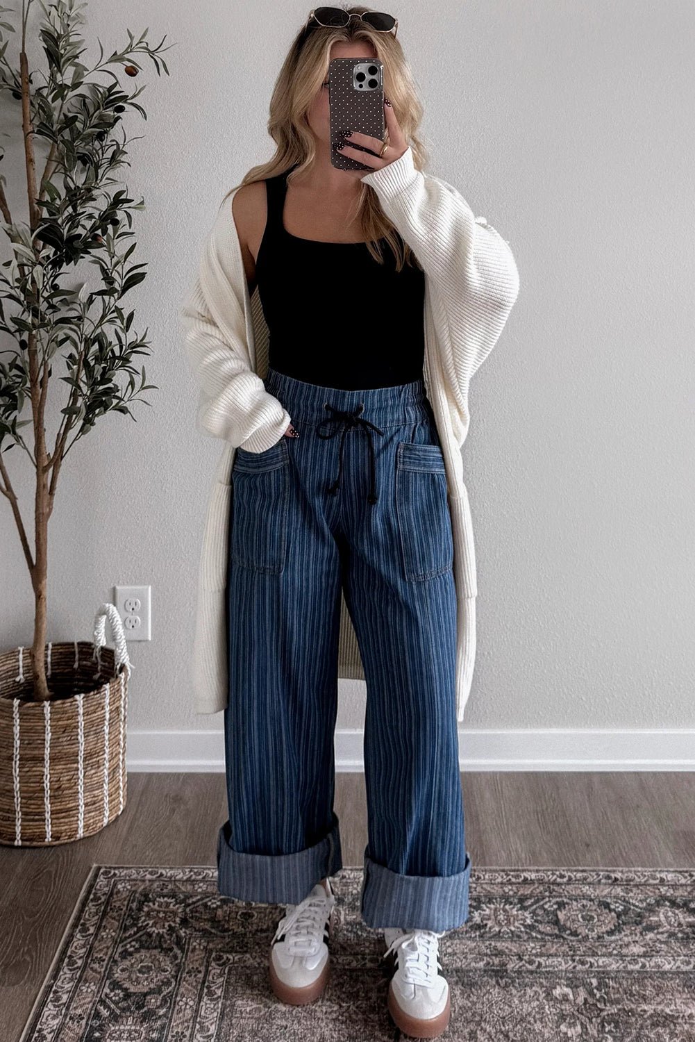 Blue Stripe Contrasted Drawstring Pocketed Loose Jeans - Crowned Energy CO.