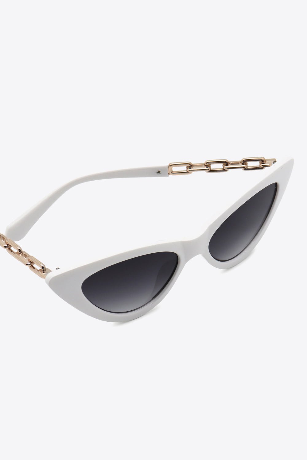 Chain Detail Cat - Eye Sunglasses - Crowned Energy CO.