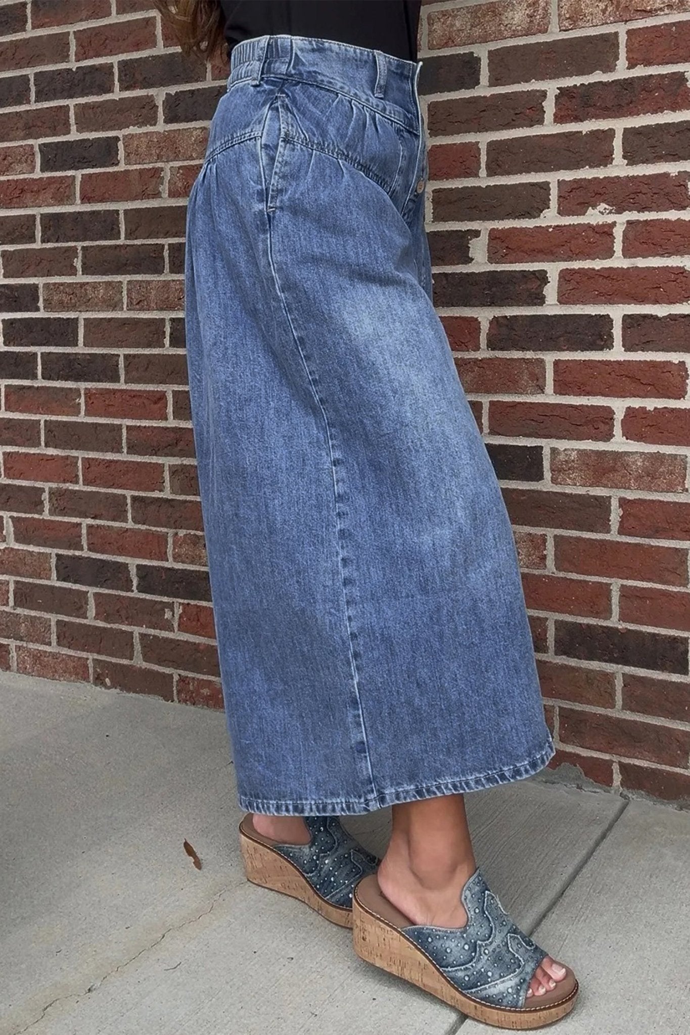 Dusk Blue High Rise Buttons Pleated Cropped Wide Leg Denim Pants - Crowned Energy CO.