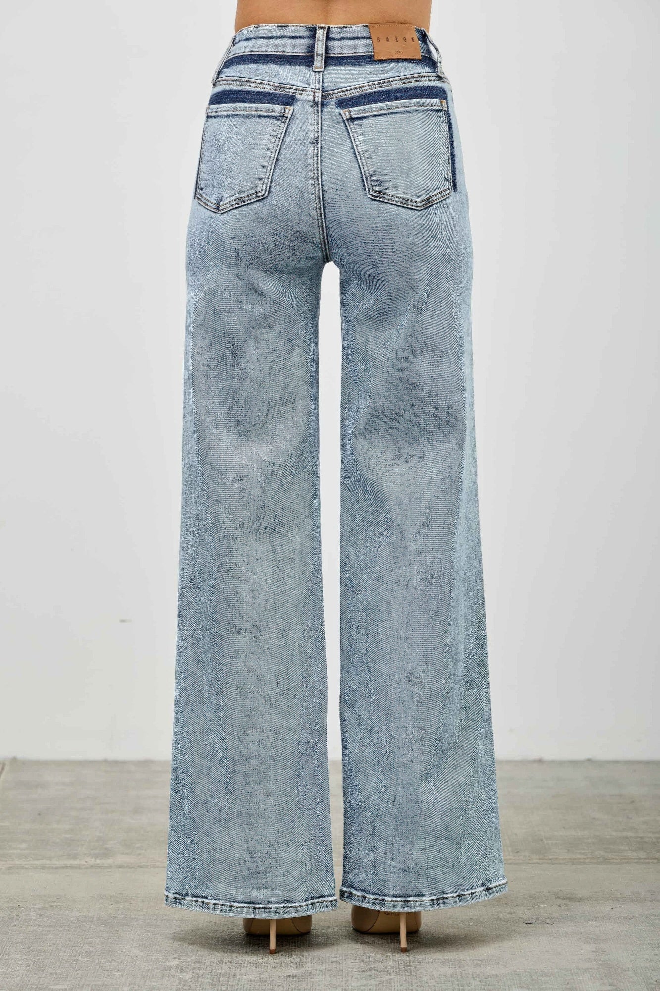 High Rise Relaxed Straight With Seam Detail - Crowned Energy CO.