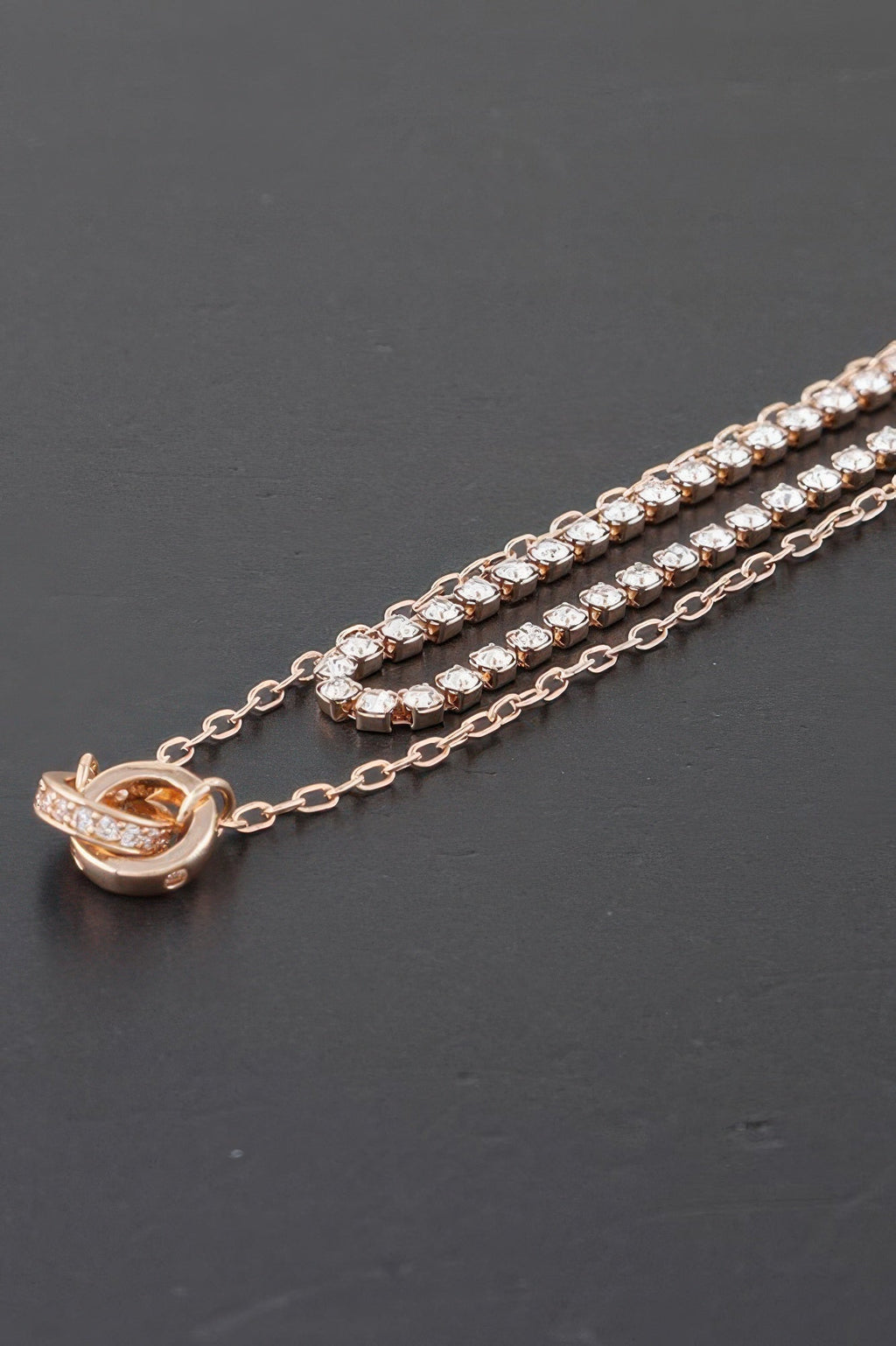 Crowned Energy CO. Gold Clear CCWHOLESALECLOTHING Necklaces Interlinked Ring Chain Necklace