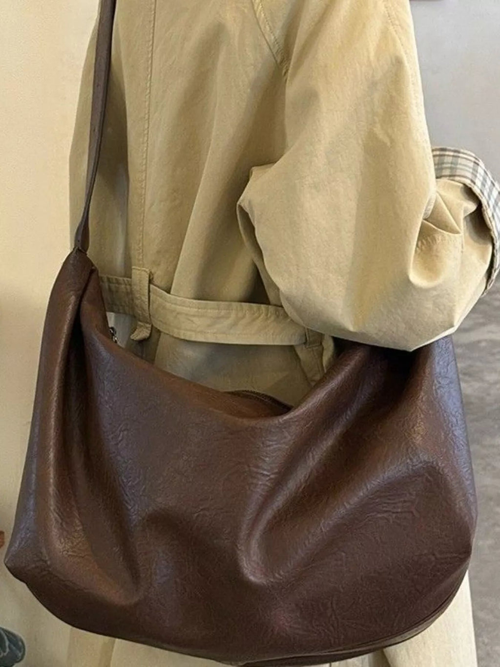 Large Capacity Faux Leather Tote Bag - Crowned Energy CO.