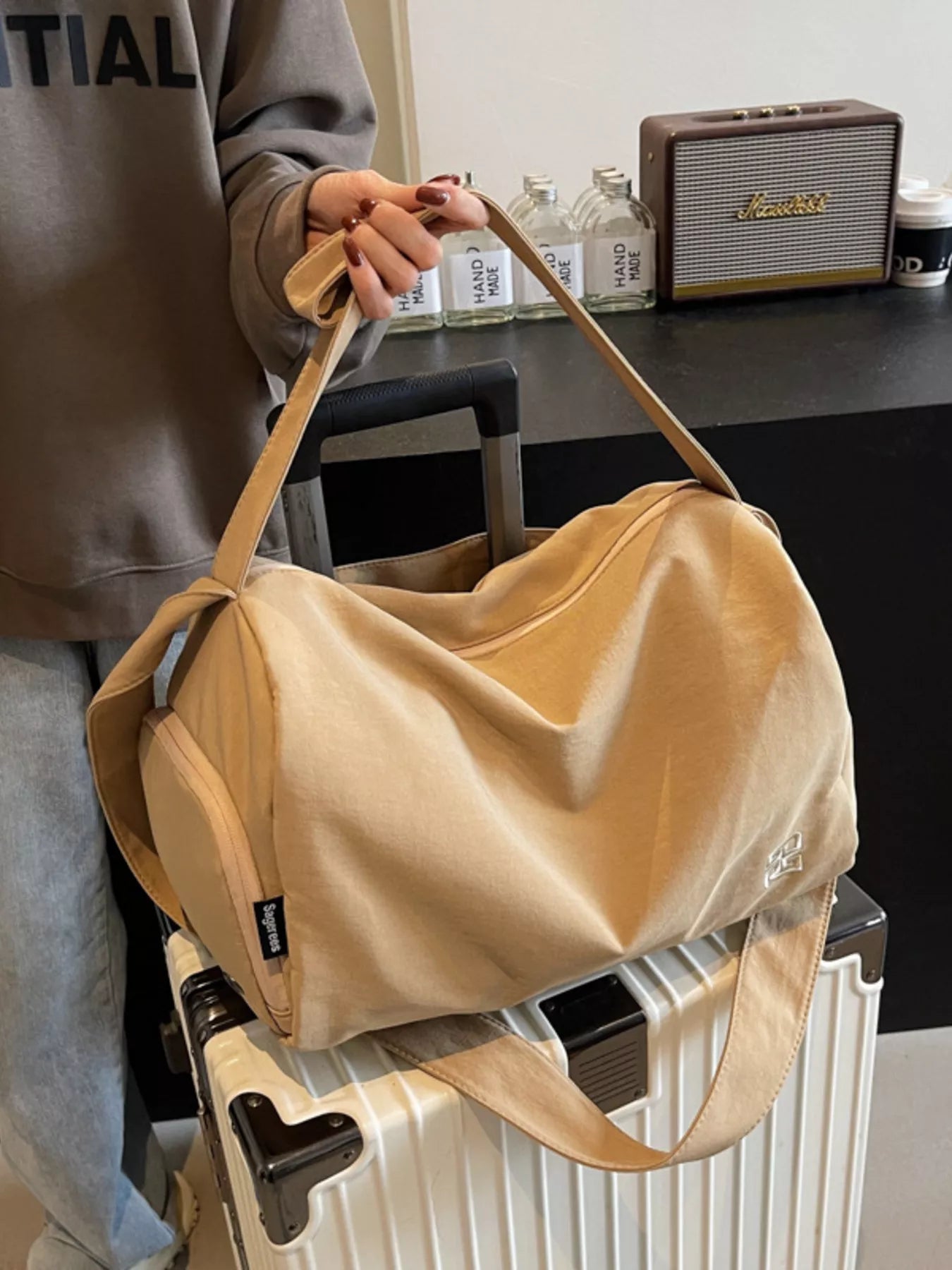 Large Capacity Lightweight Travel Bag - Crowned Energy CO.
