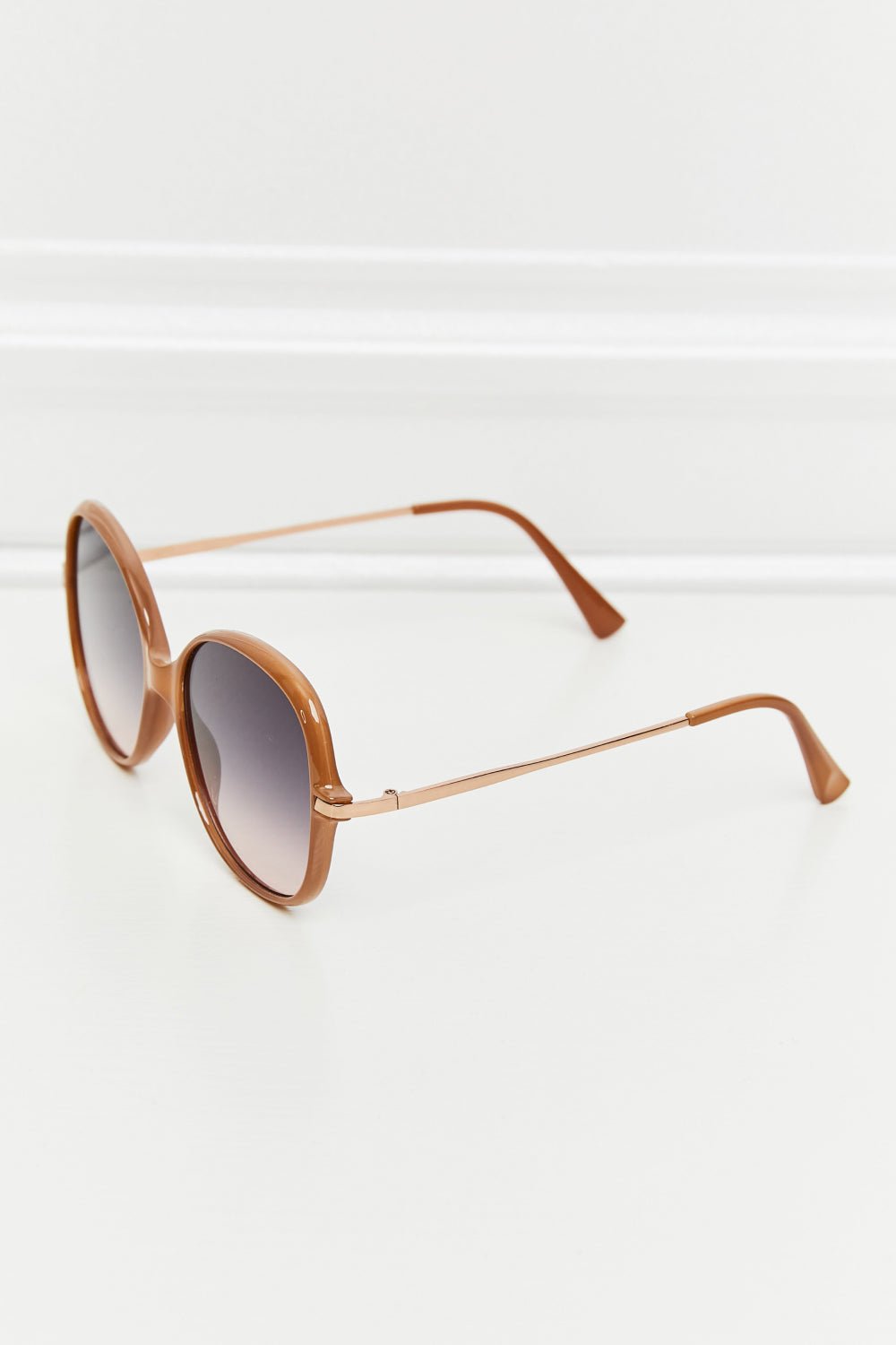Metal - Plastic Hybrid Full Rim Sunglasses - Crowned Energy CO.
