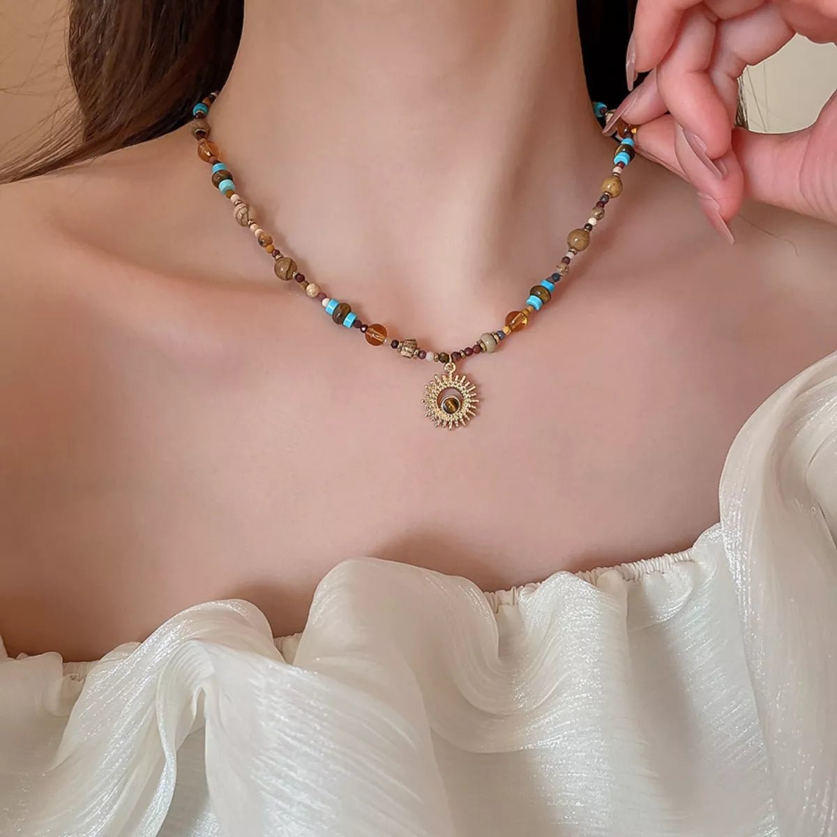 Crowned Energy CO. Multicolor / onesize Trendsi Accessories Multi-Color Beaded Sunflower Pendant Necklace