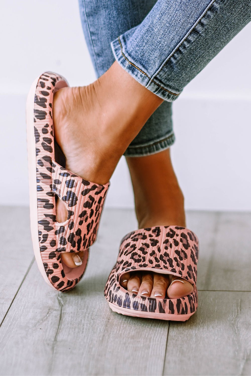 Crowned Energy CO. Pink / 37 Dear-Lover Dropshipping Shoes & Bags/Slippers Pink Leopard Print Thick Sole Slip On Slippers