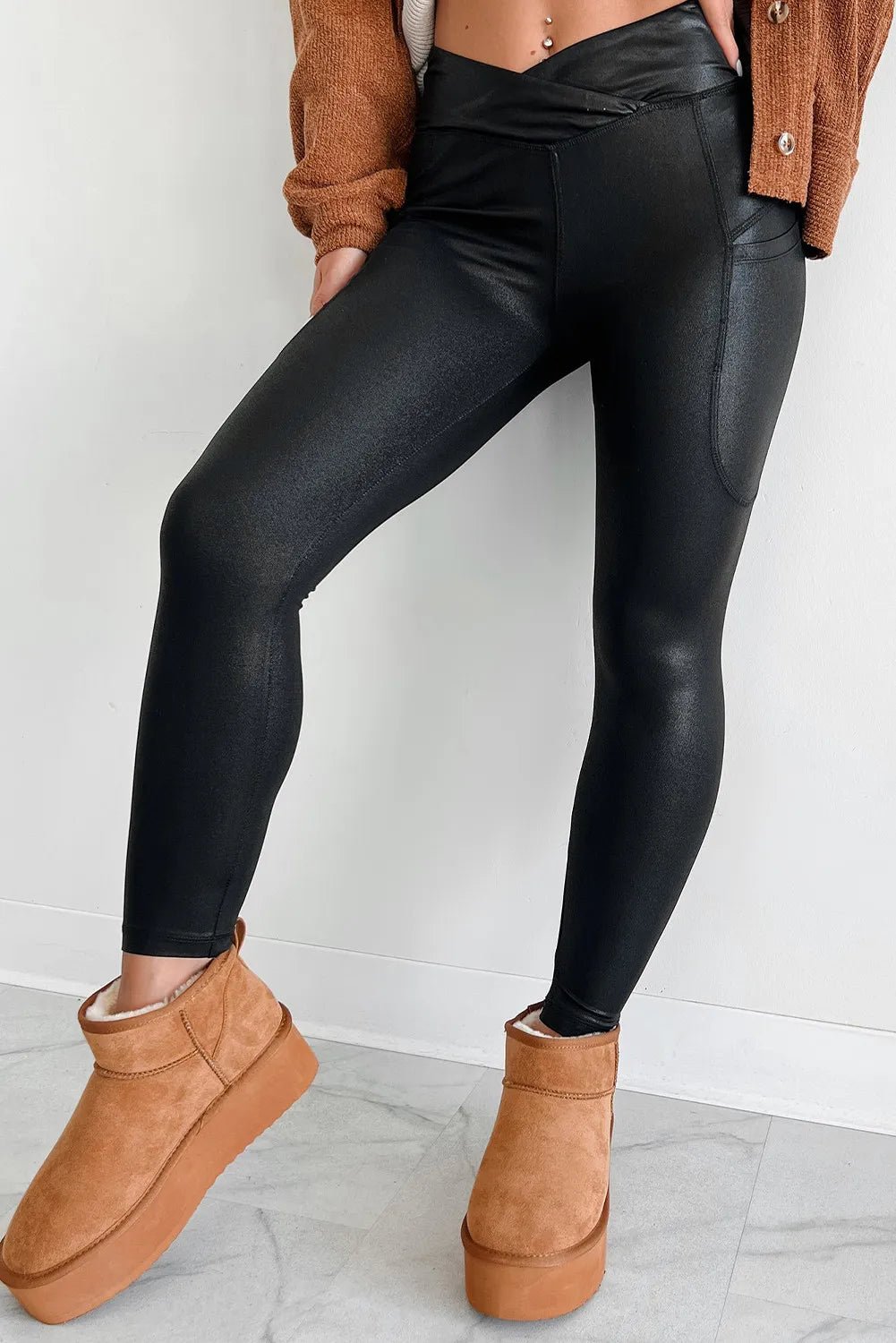 Pocketed V - Cut Waist Leggings - Crowned Energy CO.