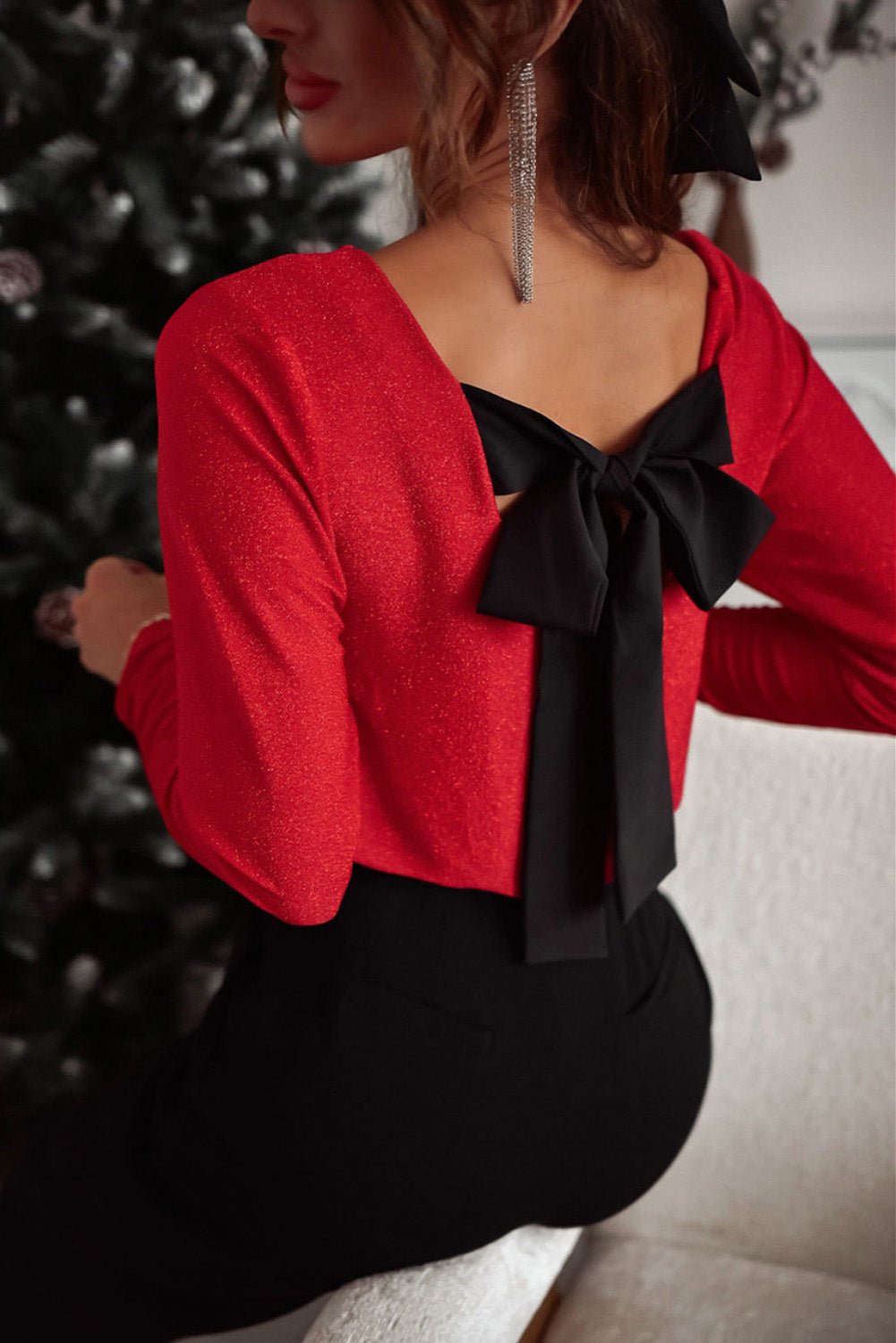 Crowned Energy CO. Racing Red / S / 71.5%Polyamide+23.9%Metallized fibres+4.6%Elastane Dear-Lover Dropshipping Tops/Long Sleeve Tops Racing Red Metallic Bowknot Open Back V Neck Top