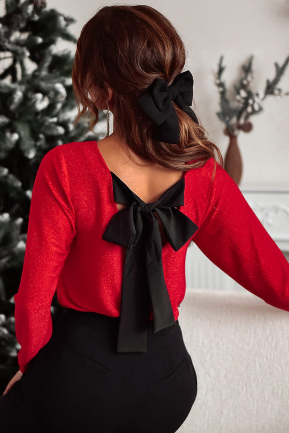 Crowned Energy CO. Racing Red / S / 71.5%Polyamide+23.9%Metallized fibres+4.6%Elastane Dear-Lover Dropshipping Tops/Long Sleeve Tops Racing Red Metallic Bowknot Open Back V Neck Top