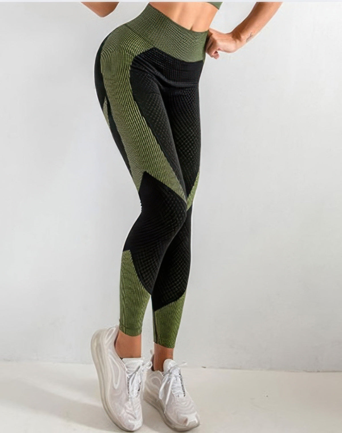 Seamless Black & Olive Color Block Leggings - Crowned Energy CO.