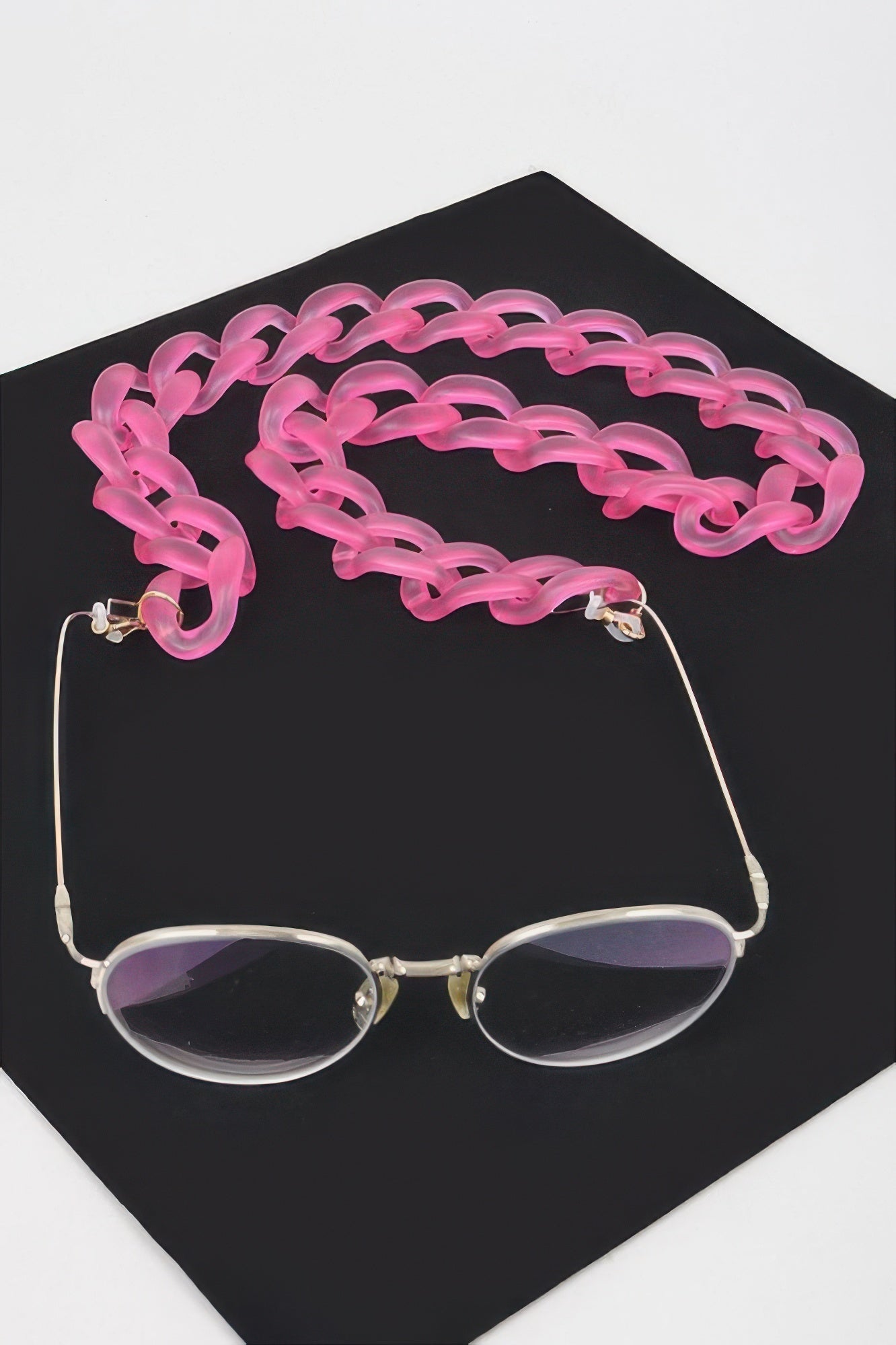 Sunglasses Acrylic Chain - Crowned Energy CO.