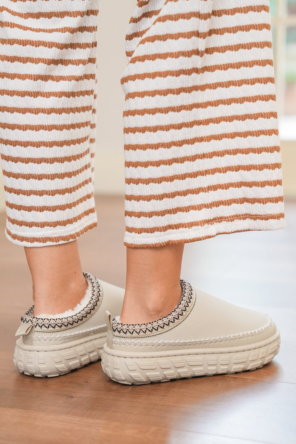 Crowned Energy CO. White / 37 / 100%PU Dear-Lover Dropshipping Shoes & Bags/Slippers White Contrast Stitch Detail Faux Suede PU Patchwork Plush Winter Clog Slippers