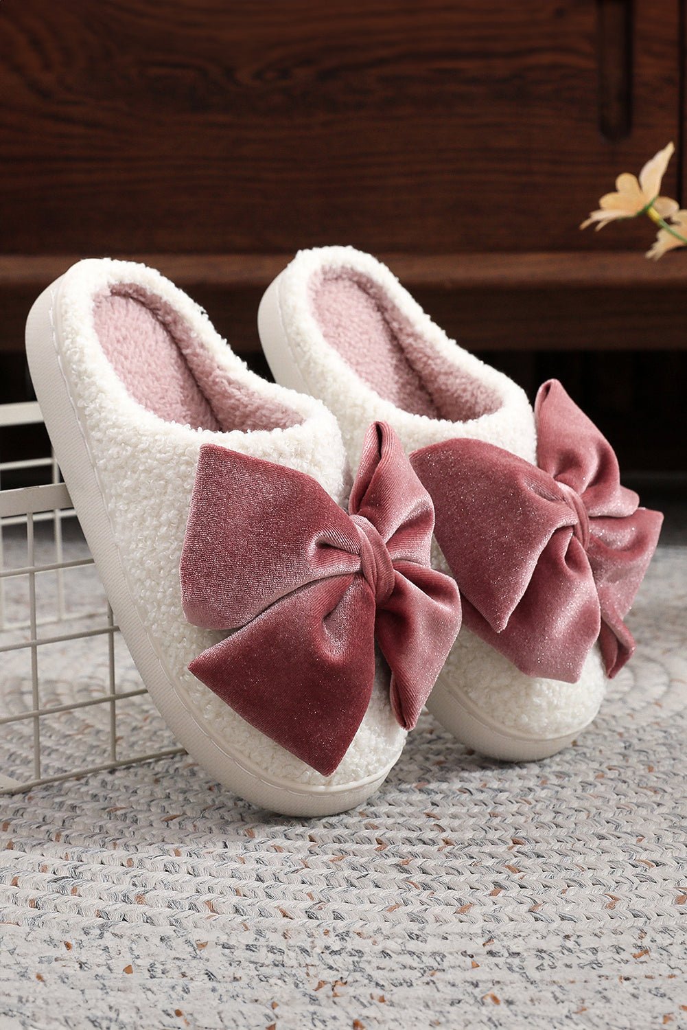 White Glister Ribbon Bow Decor Contrast Liner Plush Slippers - Crowned Energy CO.